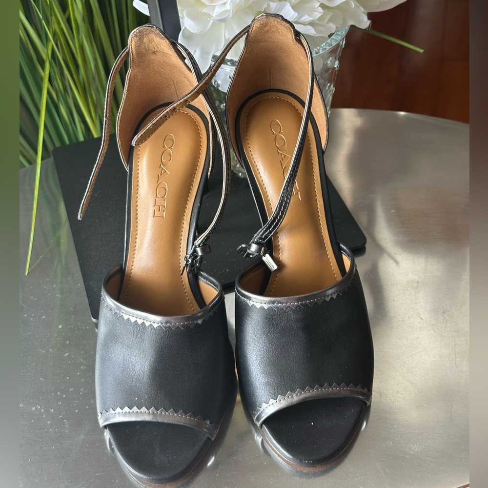 Coach Black and Silver Heels. 7.5 Designer Leather Open Toe - Picture 4 of 13